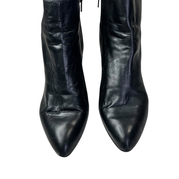 Stuart Weitzman Women’s Size 9.5 Black Leather Ankle Boots 3.25” heel side zip - Picture 3 of 9